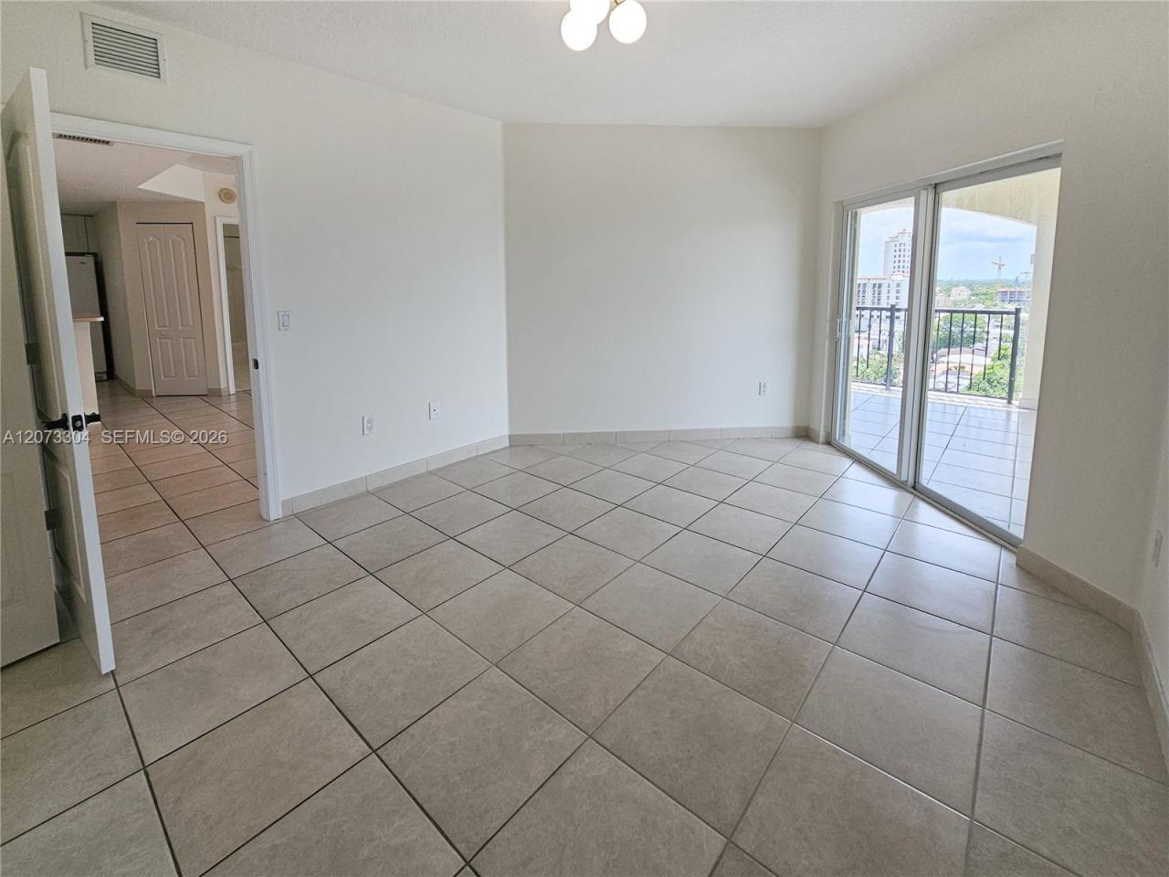 1627 SW 37th Ave , Unit 803, Miami, FL 33145 Photo