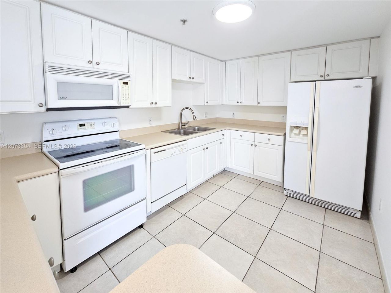 1627 SW 37th Ave , Unit 803, Miami, FL 33145 Photo