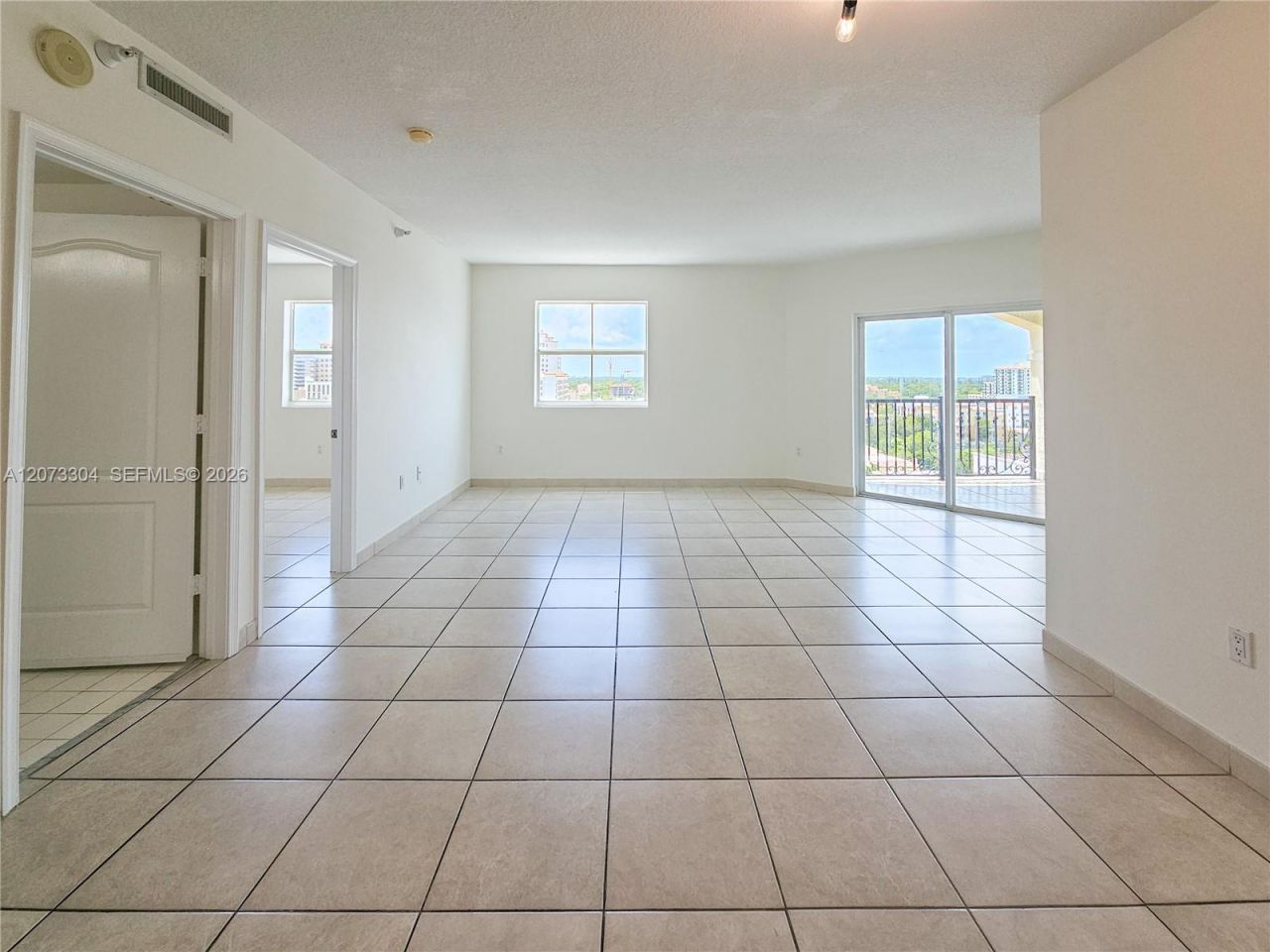 1627 SW 37th Ave , Unit 803, Miami, FL 33145 Photo