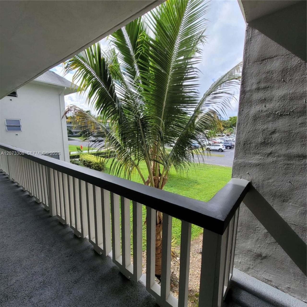 1001 Hillcrest Ct, Unit 215, Hollywood, FL 33021 Photo