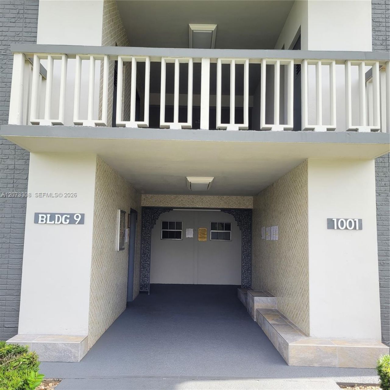 1001 Hillcrest Ct, Unit 215, Hollywood, FL 33021 Photo