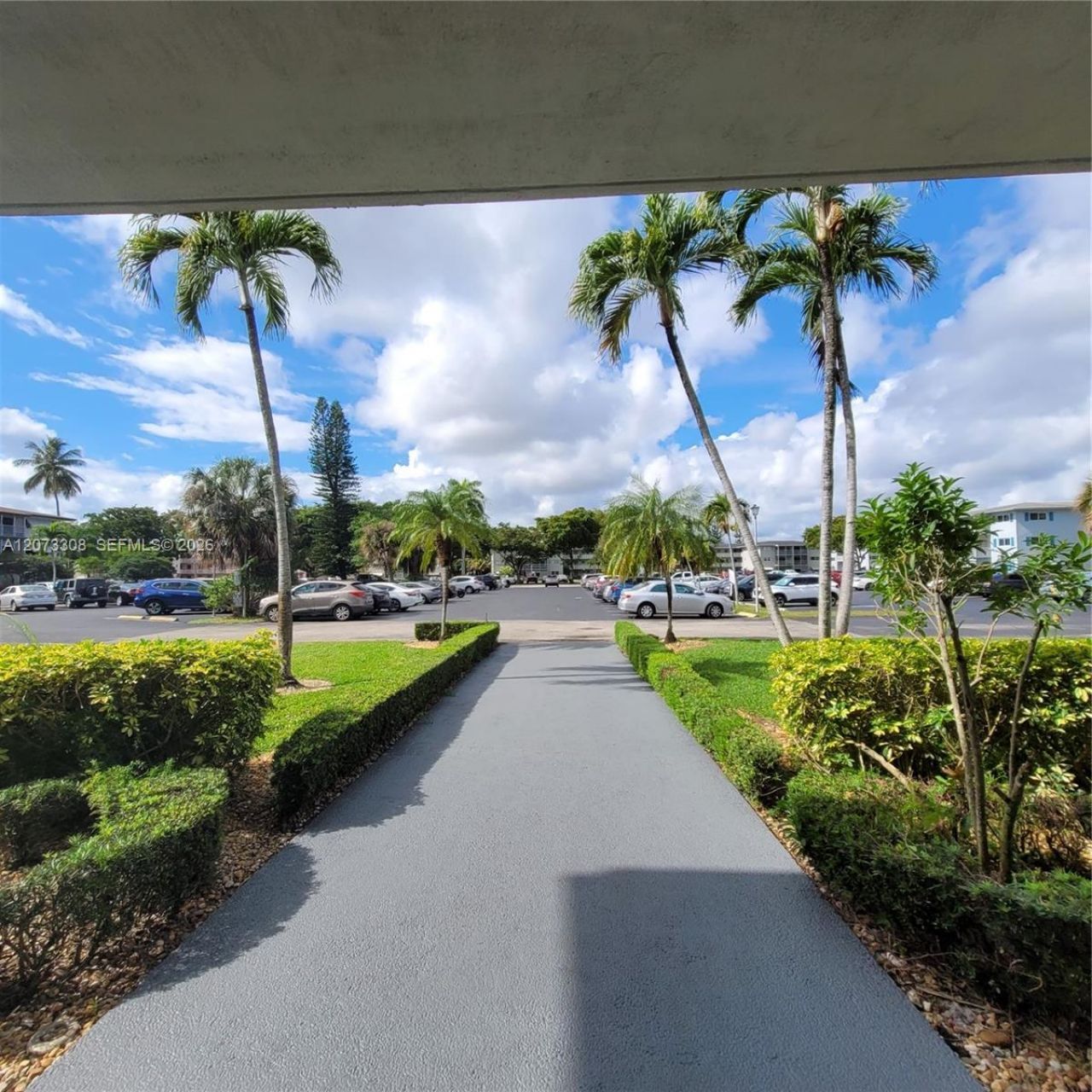 1001 Hillcrest Ct, Unit 215, Hollywood, FL 33021 Photo