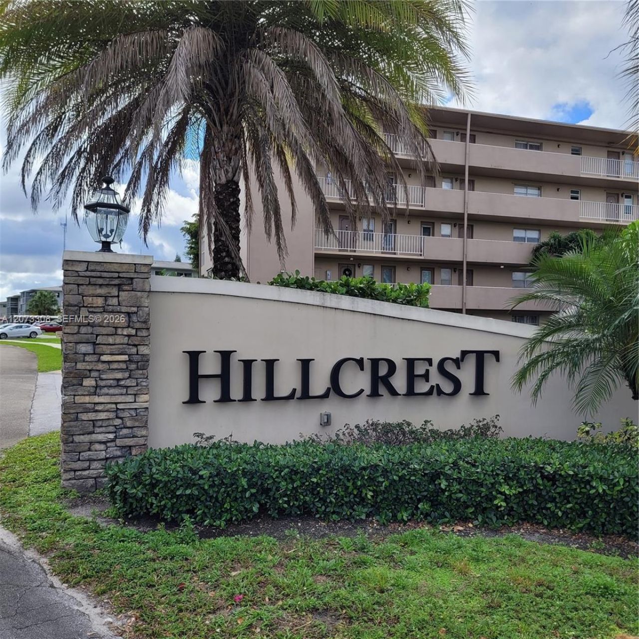 1001 Hillcrest Ct, Unit 215, Hollywood, FL 33021 Photo