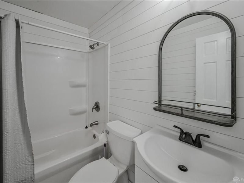 3301 Troy Road, Springfield, OH 45504 Photo 15
