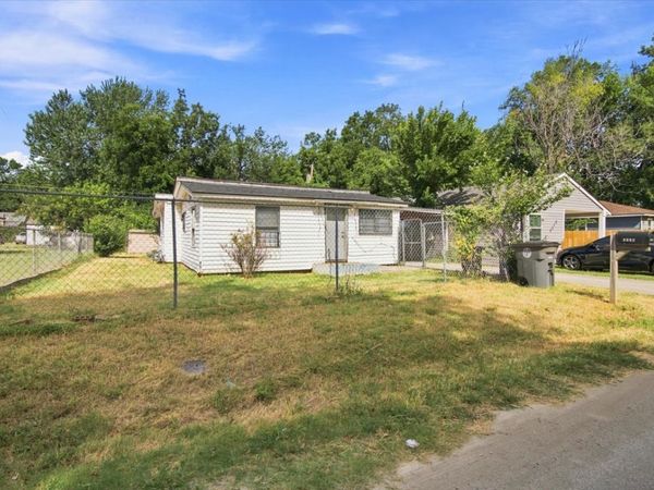 2316 N Atlanta Place , Tulsa, OK 74110