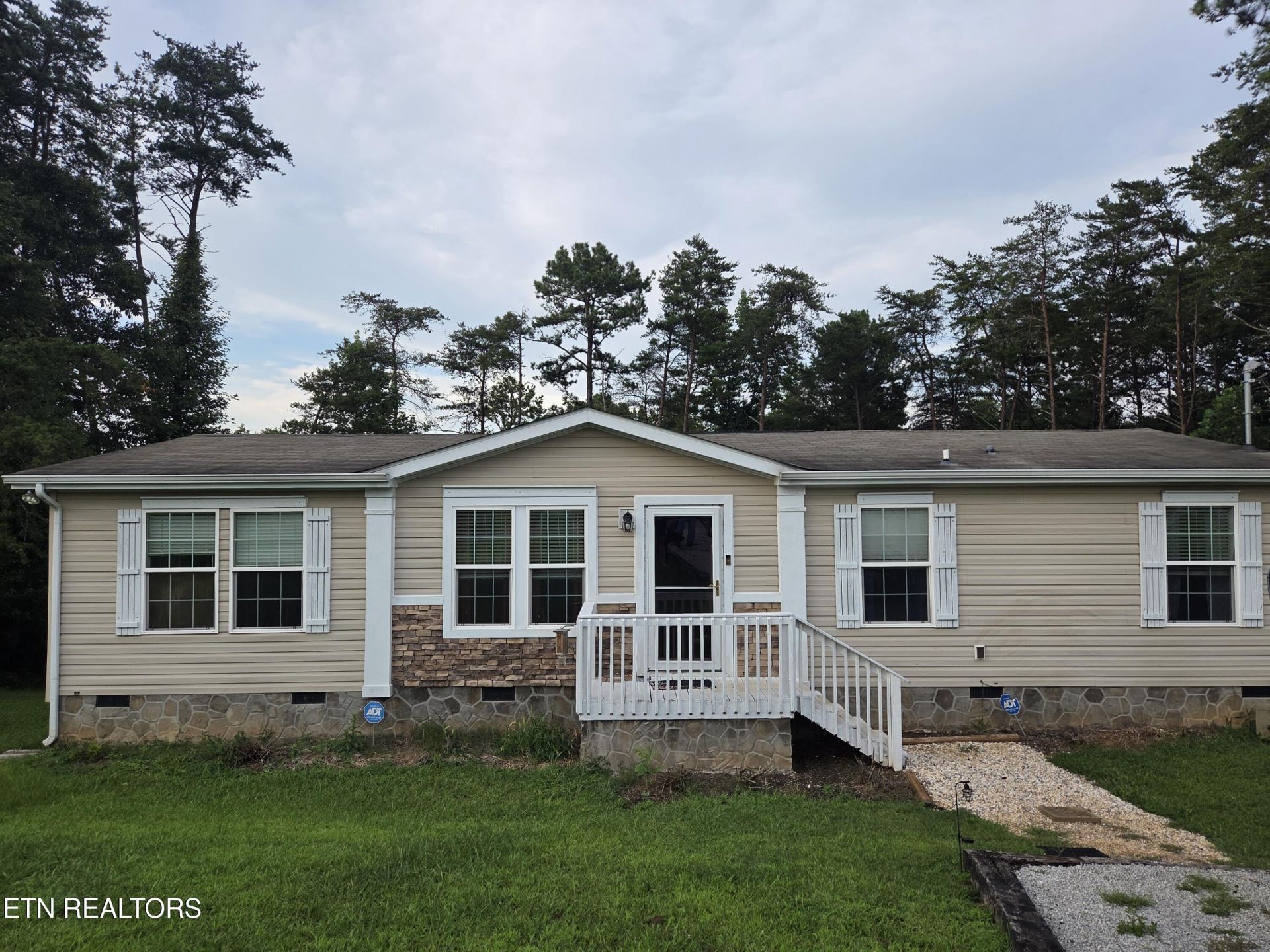 328 Antler Ridge Rd, Dandridge, TN 37725 Main Photo