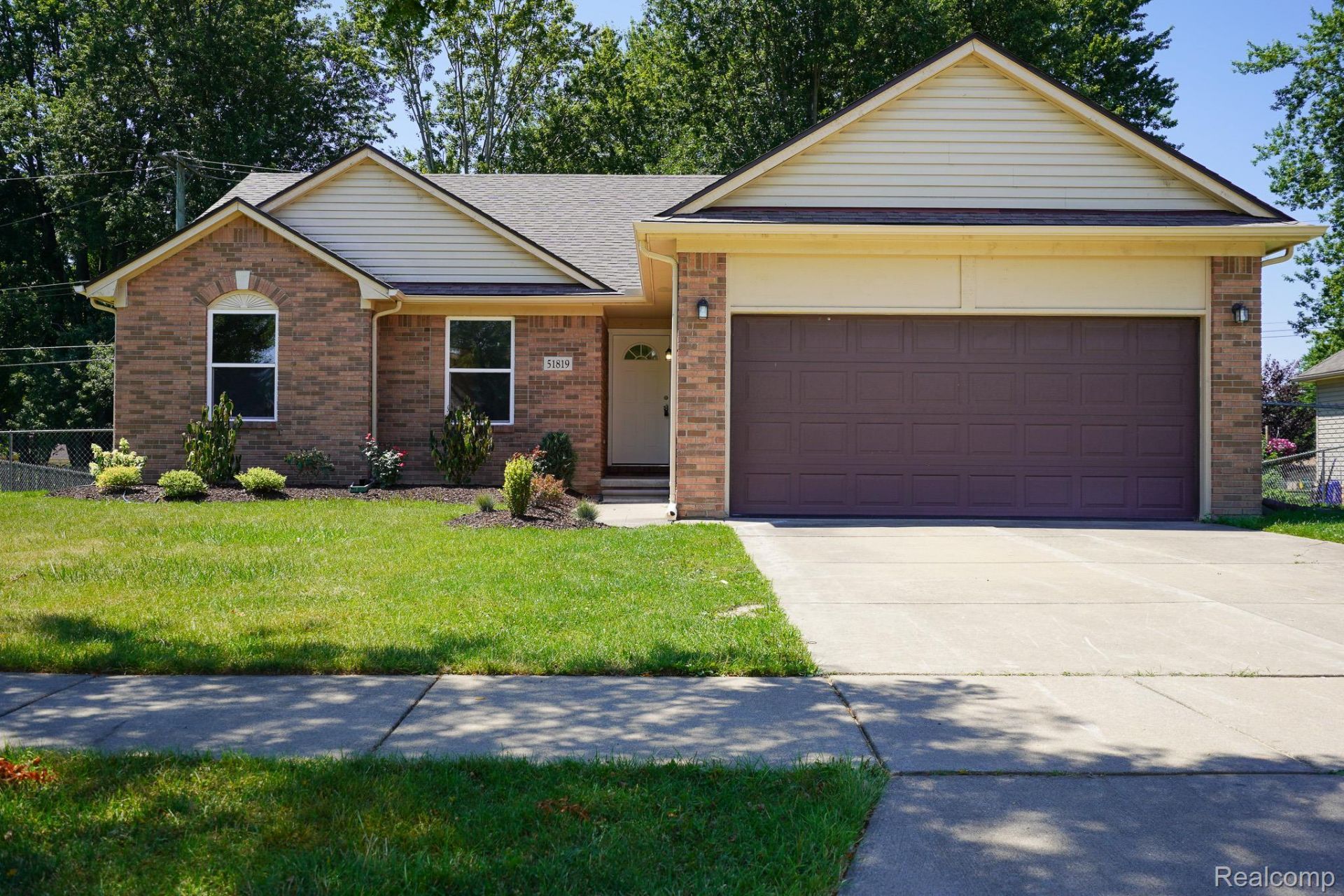 51819 Kings Pointe Drive, New Baltimore, Mi 48047 Main Photo