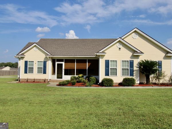 3344 Possum Creek Road, Ray City, GA 31645