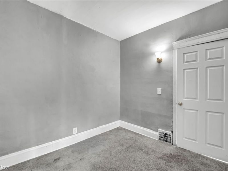 12822 Ferris Avenue, Cleveland, OH 44105 Photo 20