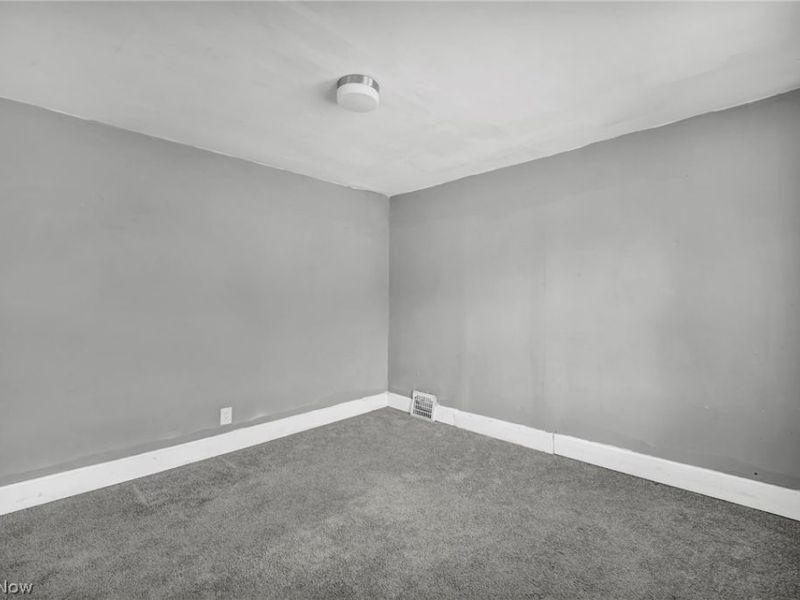 12822 Ferris Avenue, Cleveland, OH 44105 Photo 26