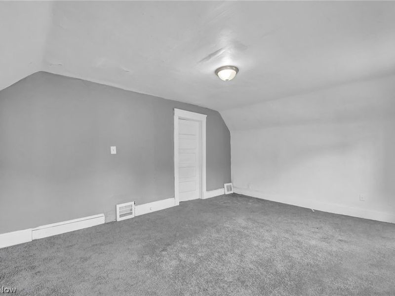 12822 Ferris Avenue, Cleveland, OH 44105 Photo 29