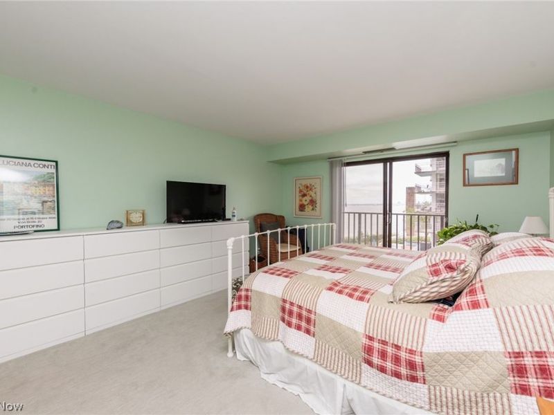 12500 Edgewater Drive, Unit 303, Lakewood, OH 44107 Photo 25