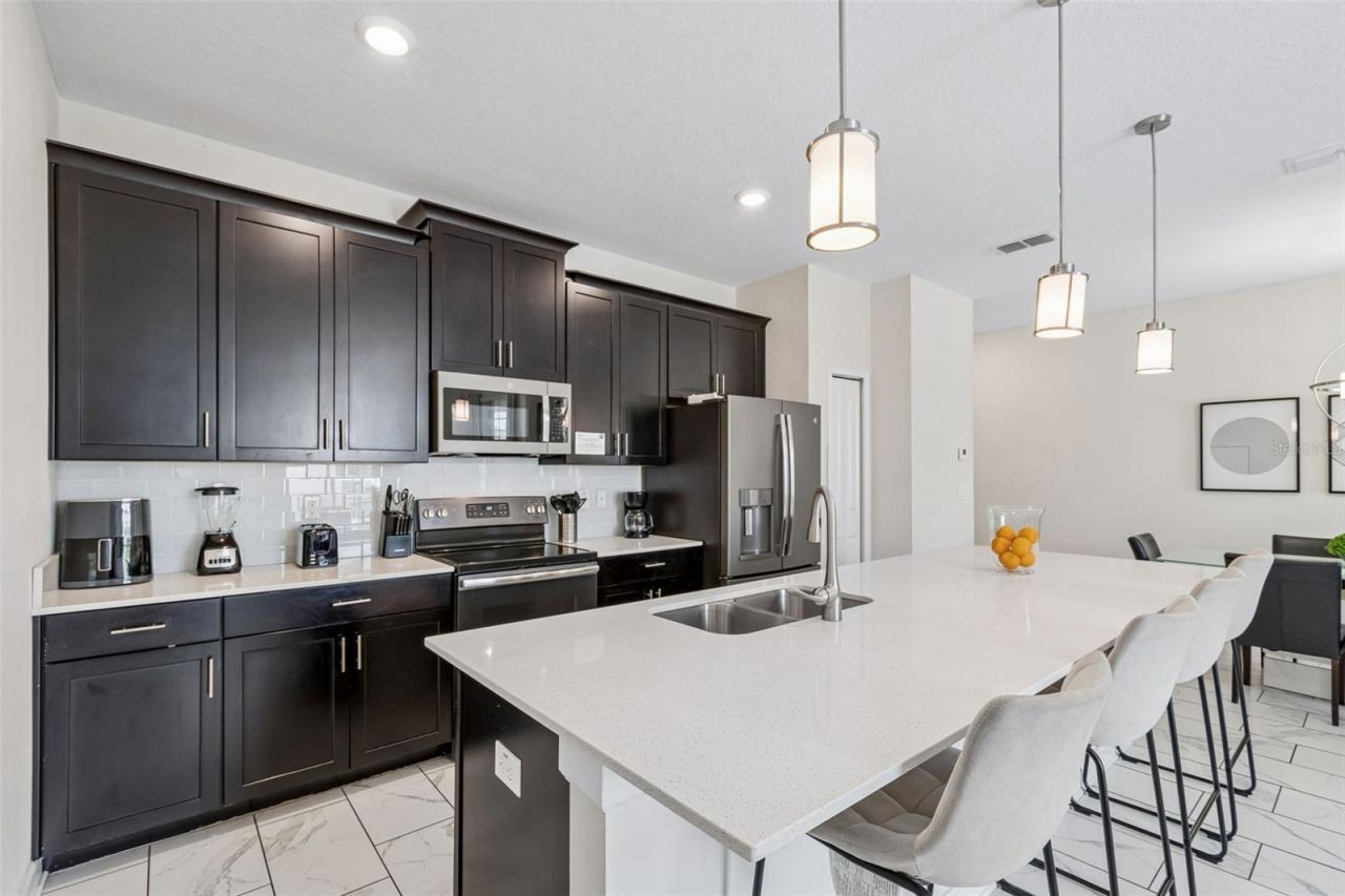 4833 Romeo Circle, Kissimmee, FL 34746 Photo