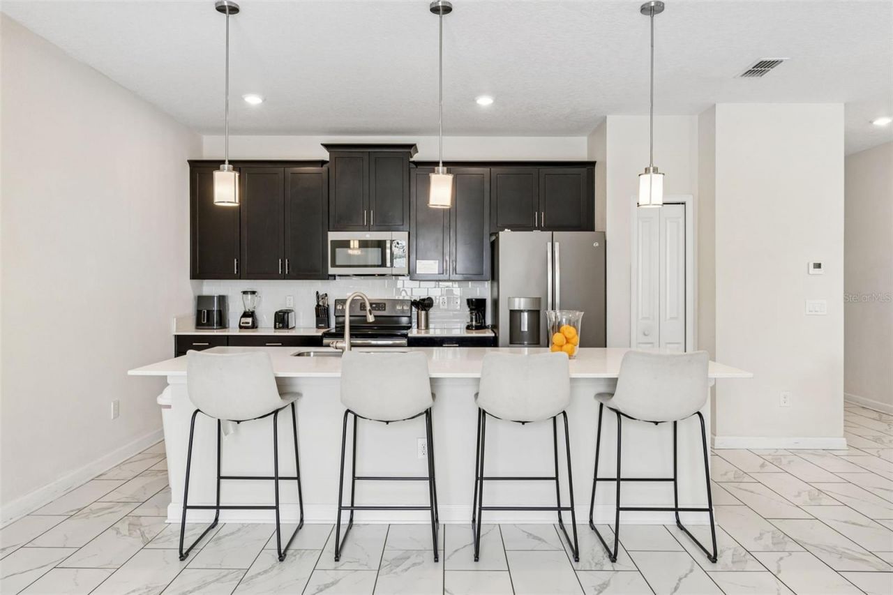 4833 Romeo Circle, Kissimmee, FL 34746 Photo