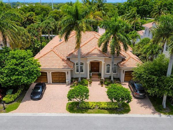 785 HARBOUR ISLE PLACE, NORTH PALM BEACH, FL 33410