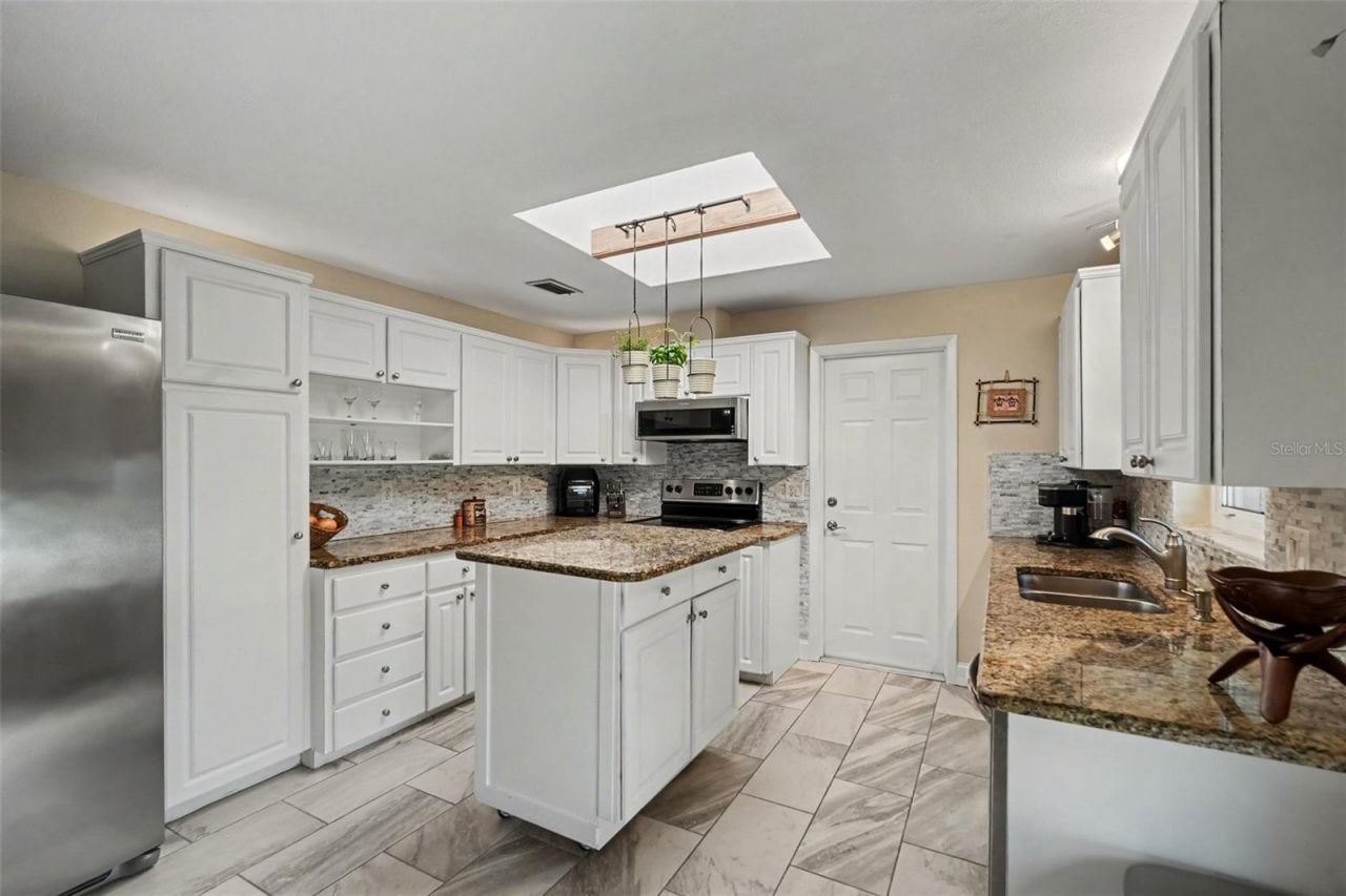 12080 66th Avenue, Seminole, FL 33772 Photo