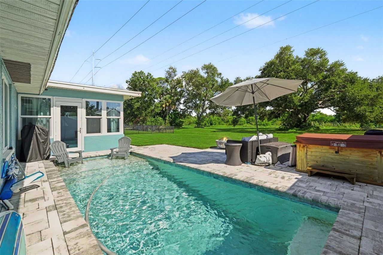12080 66th Avenue, Seminole, FL 33772 Photo