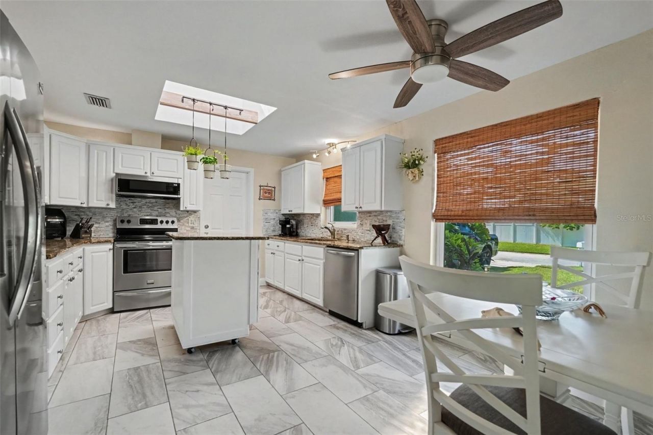 12080 66th Avenue, Seminole, FL 33772 Photo