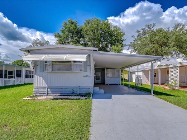 38651 WINDFLOWER AVENUE , ZEPHYRHILLS, FL 33542