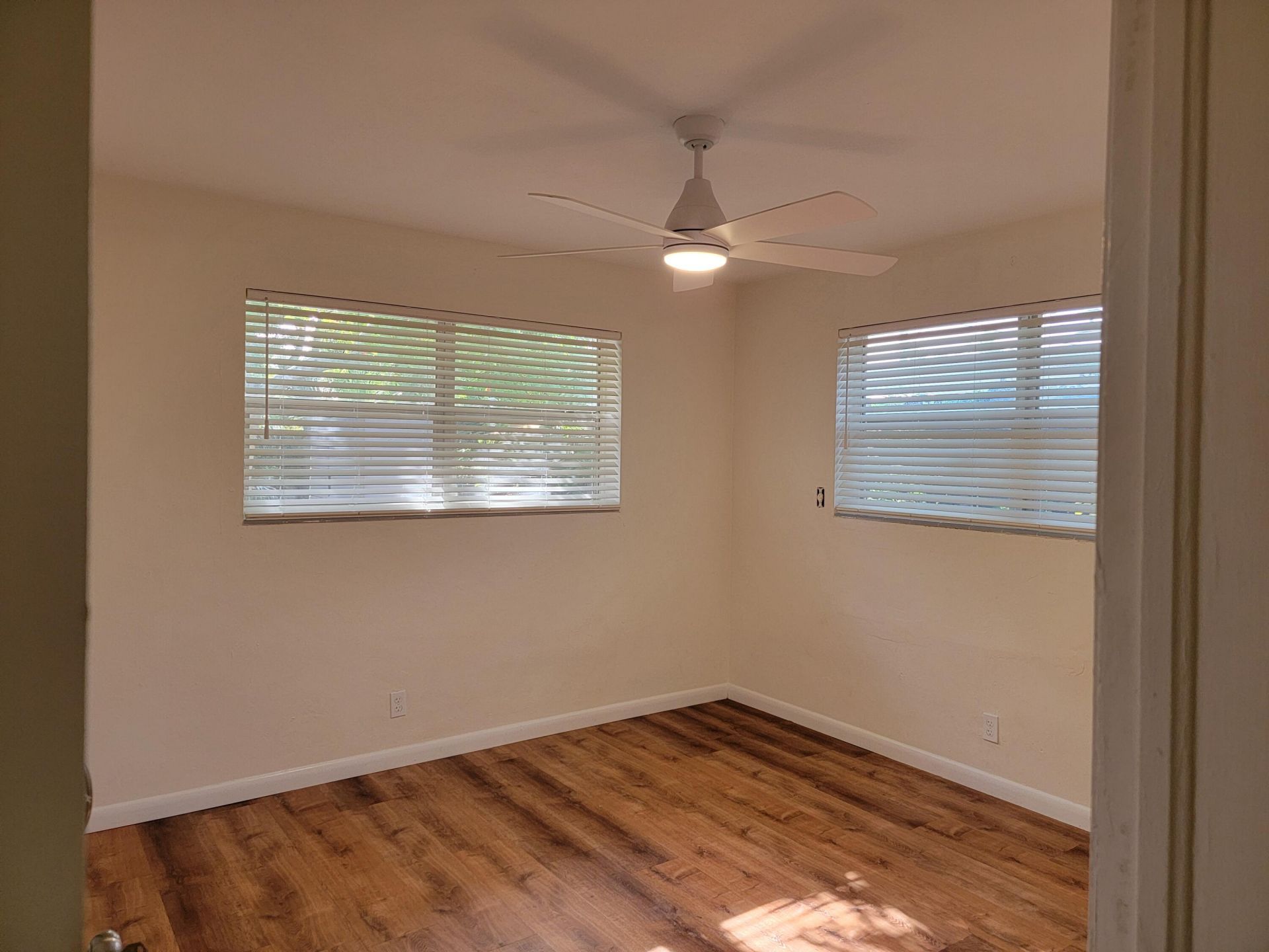 550 SW 38th Terrace, Fort Lauderdale, FL 33312 Photo