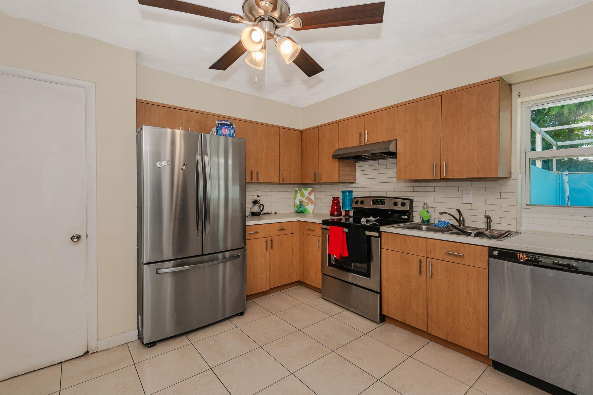 3611 NW 40th Court, Lauderdale Lakes, FL 33309 Photo