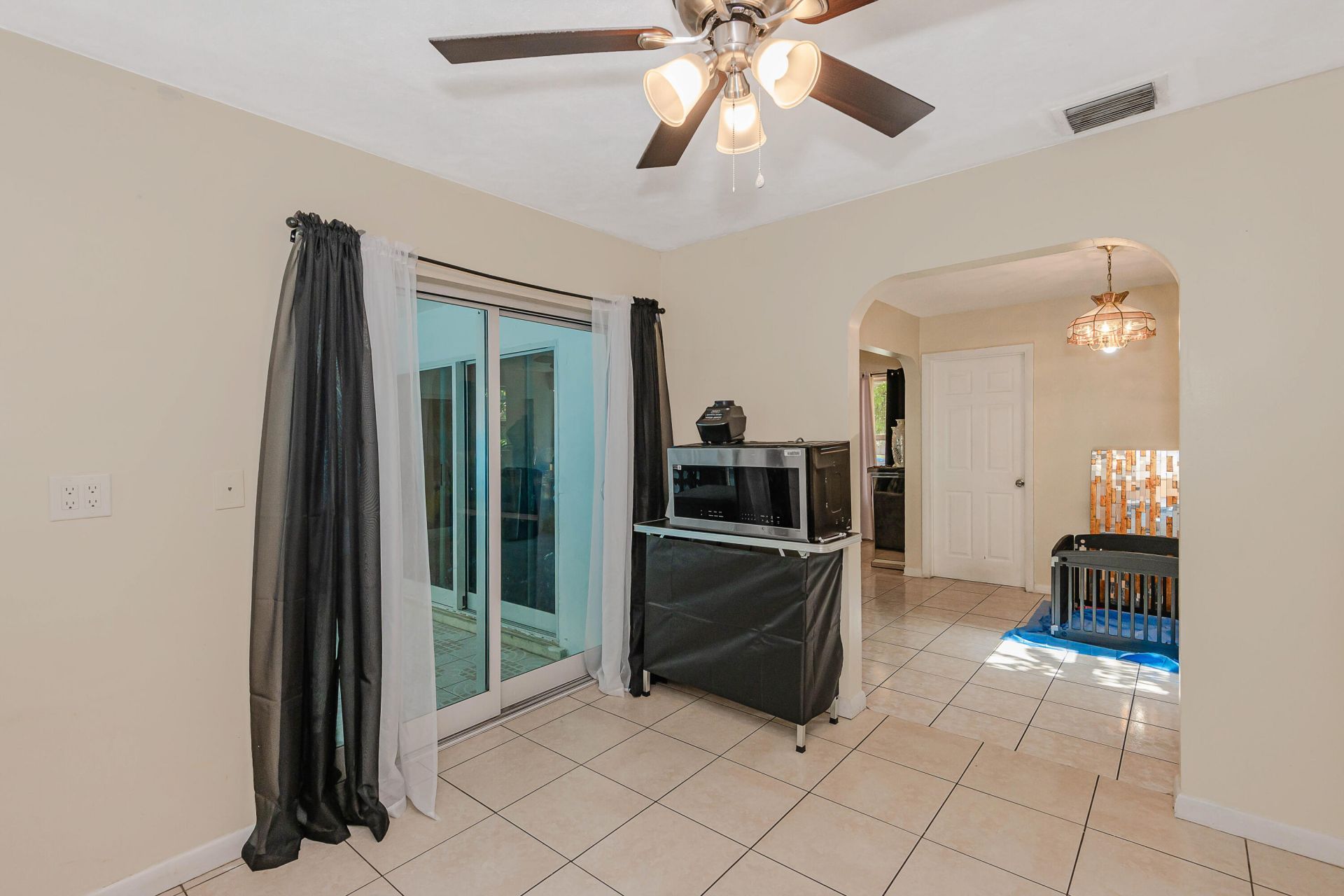 3611 NW 40th Court, Lauderdale Lakes, FL 33309 Photo