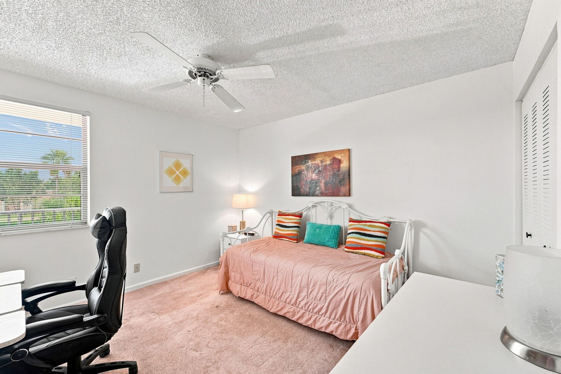 7254 Fairfax Drive, Unit 304, Tamarac, FL 33321 Photo