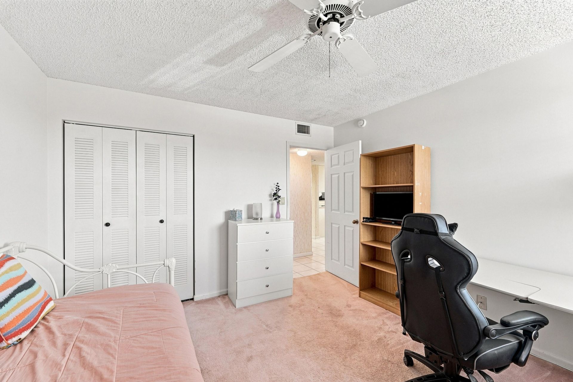7254 Fairfax Drive, Unit 304, Tamarac, FL 33321 Photo