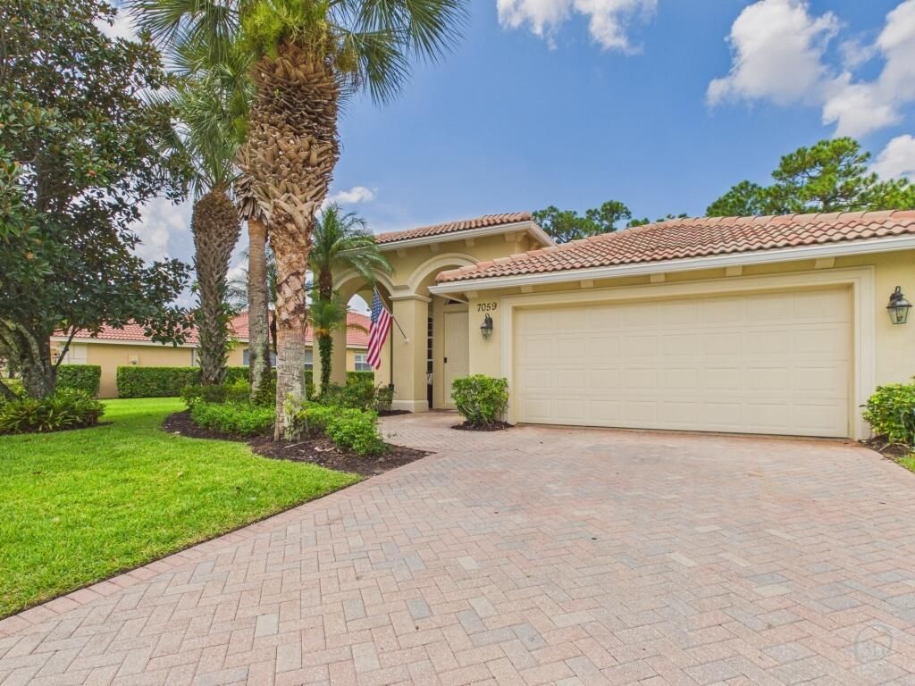 7059 Maidstone Drive, Port Saint Lucie, FL 34986 Photo