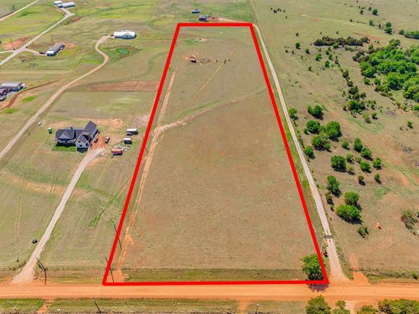 28616 N 2960 Street, Cashion, OK 73016