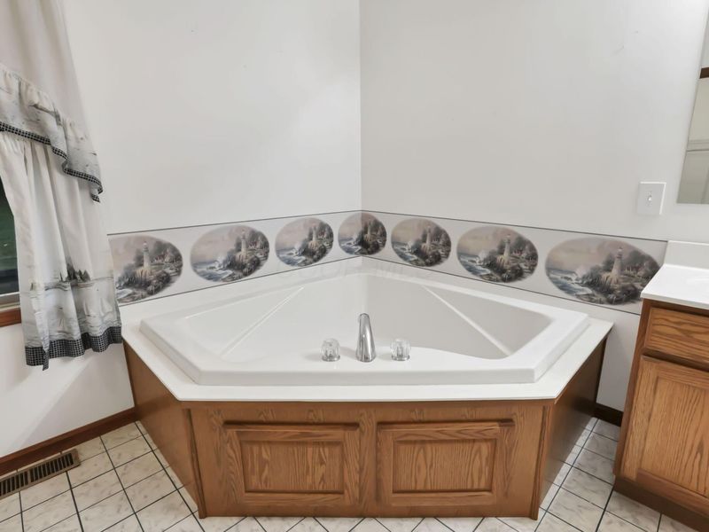 11839 Flint Ridge Road SE, Newark, OH 43055 Photo 18