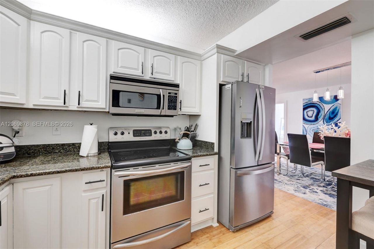 1500 S Ocean Dr, Unit 7J, Hollywood, FL 33019 Photo