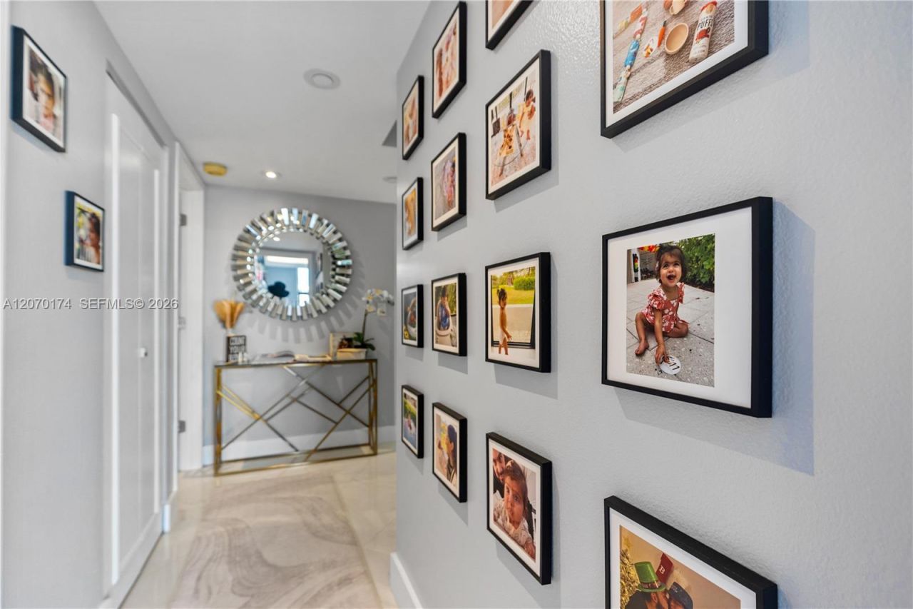 1000 W Island Blvd, Unit 202, Aventura, FL 33160 Photo