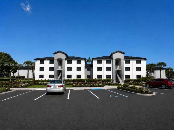 3690 N 56th Ave , Unit 903, Hollywood, FL 33021