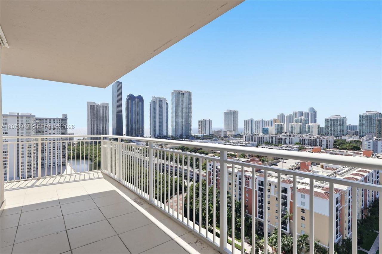250 174th St , Unit 2004, Sunny Isles Beach, FL 33160 Photo