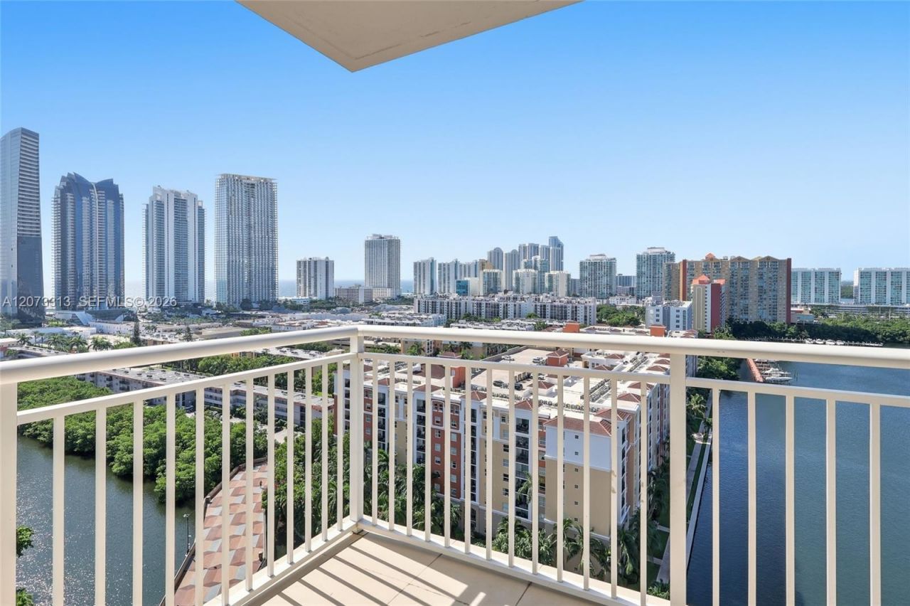 250 174th St , Unit 2004, Sunny Isles Beach, FL 33160 Photo