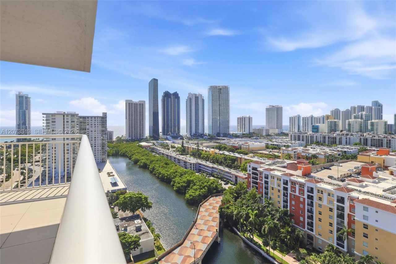 250 174th St , Unit 2004, Sunny Isles Beach, FL 33160 Photo
