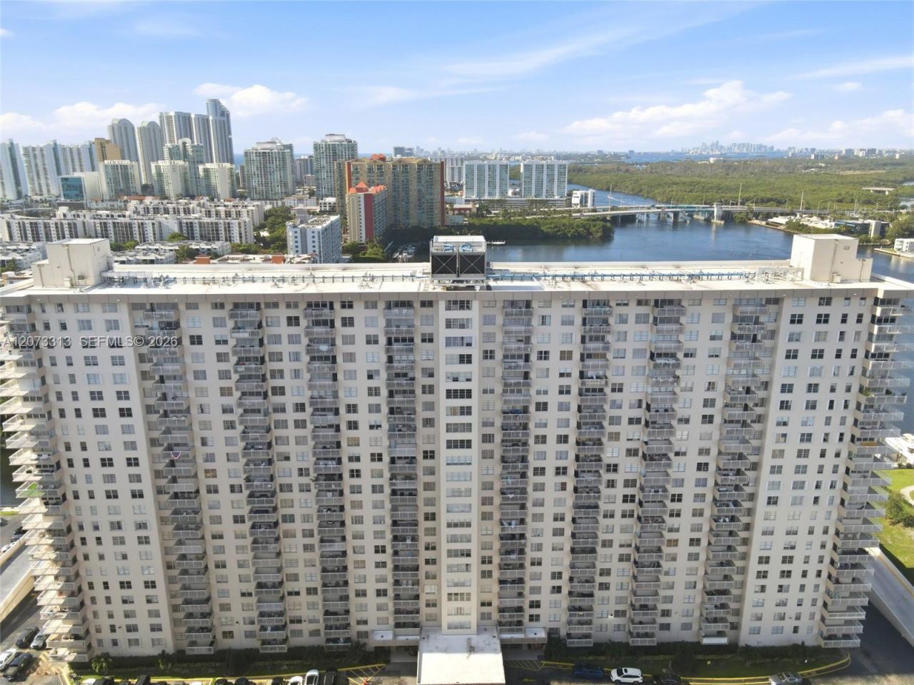 250 174th St , Unit 2004, Sunny Isles Beach, FL 33160 Photo