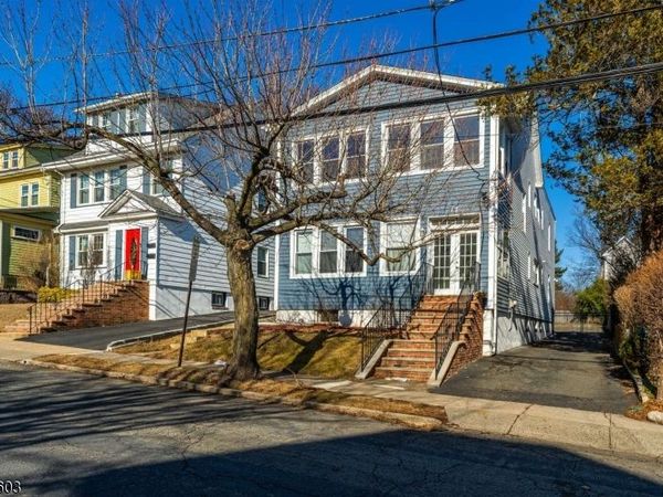 17 Boyden Pkwy, Unit 1, Maplewood, NJ 07040