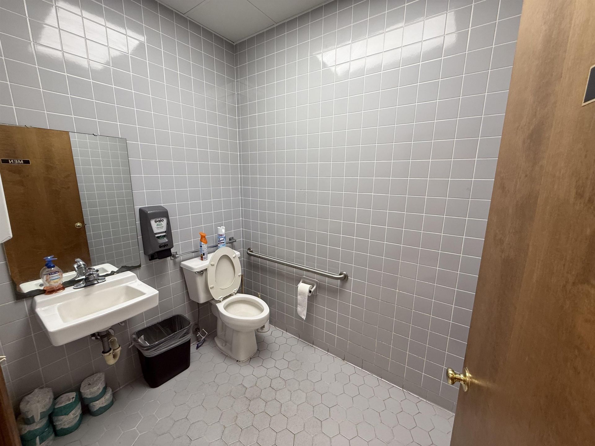 202 E Broad St.  Photo 16