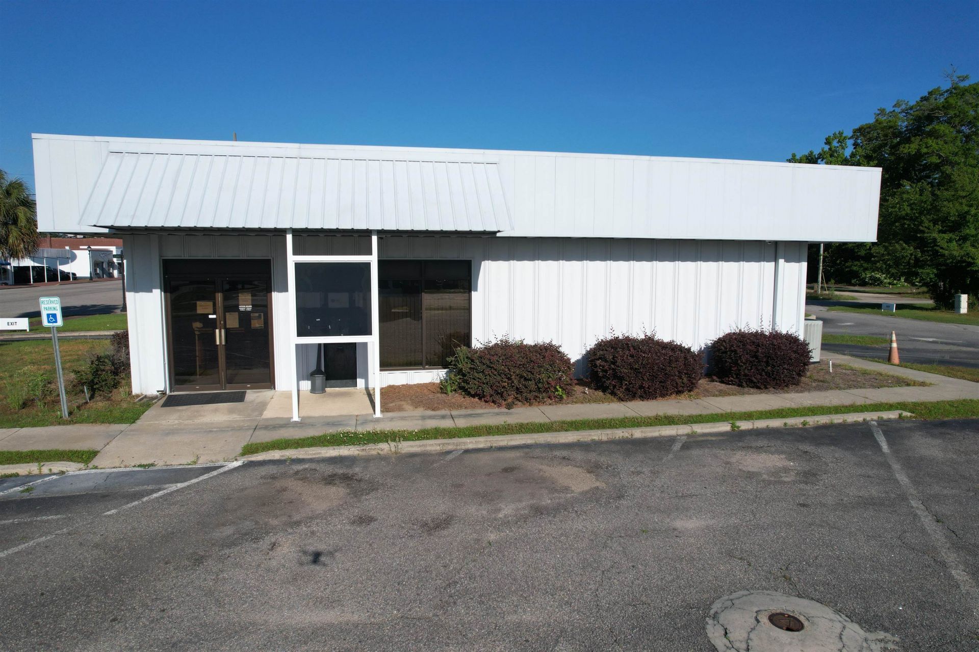 202 E Broad St.  Photo 19