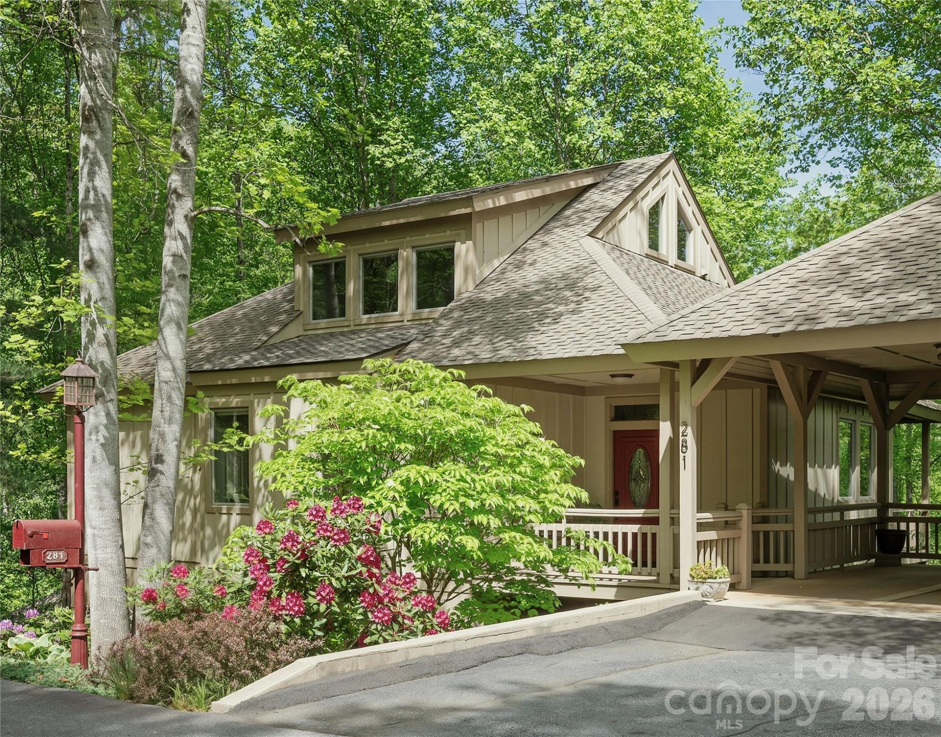281 Bob White Loop, Waynesville, NC 28786 Main Photo