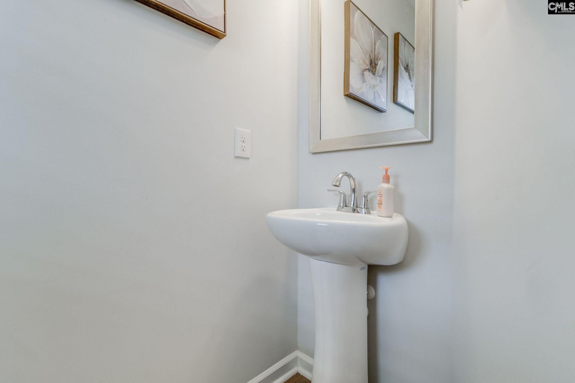 1038 Ashcroft Circle Photo 5