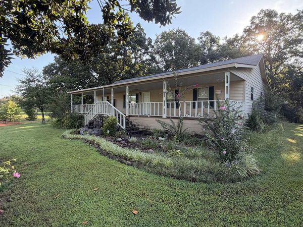 578 County Road 372, Hillsboro, AL 35643