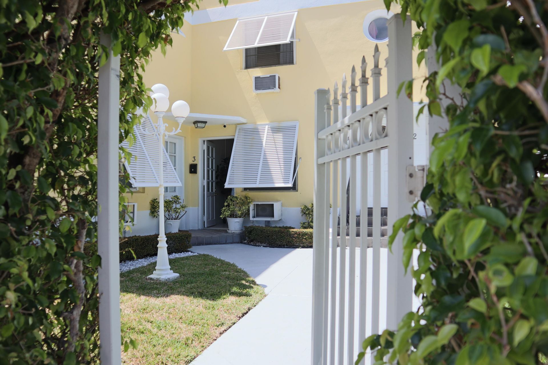 172 N County Road, Unit 2, Palm Beach, FL 33480 Photo