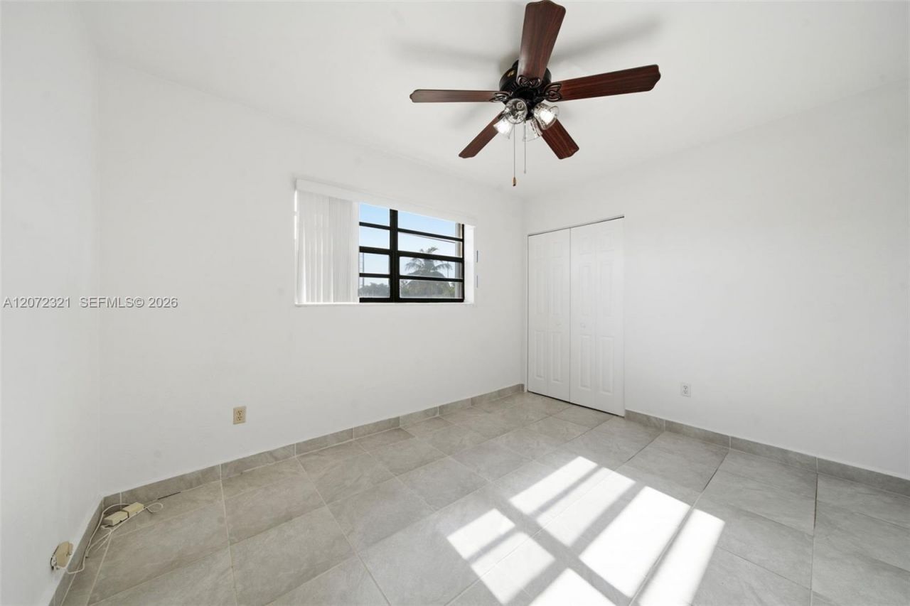 9300 NW 32nd Ct , Unit 9300, Miami, FL 33147 Photo