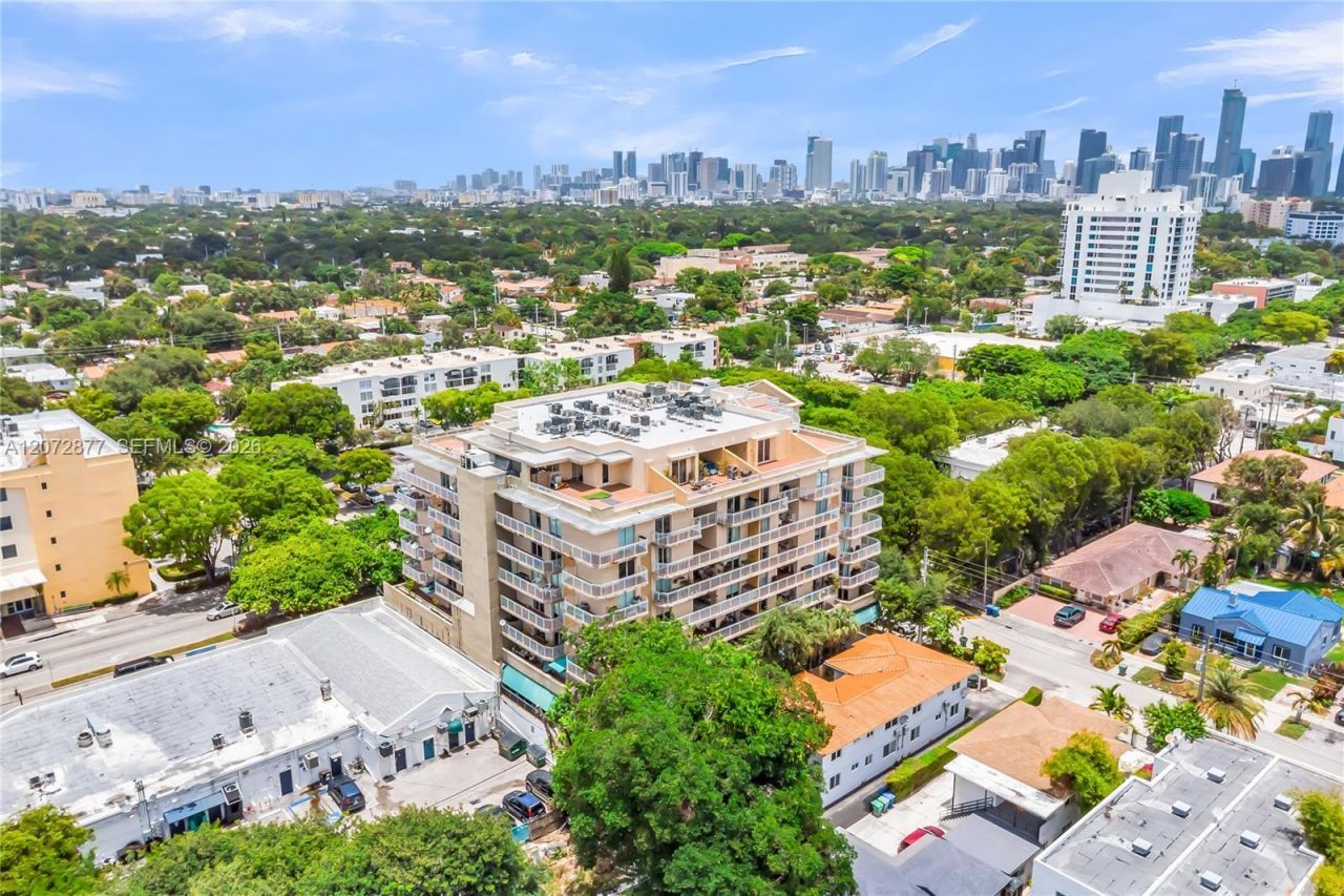 1650 Coral Way , Unit PH-9, Miami, FL 33145 Photo