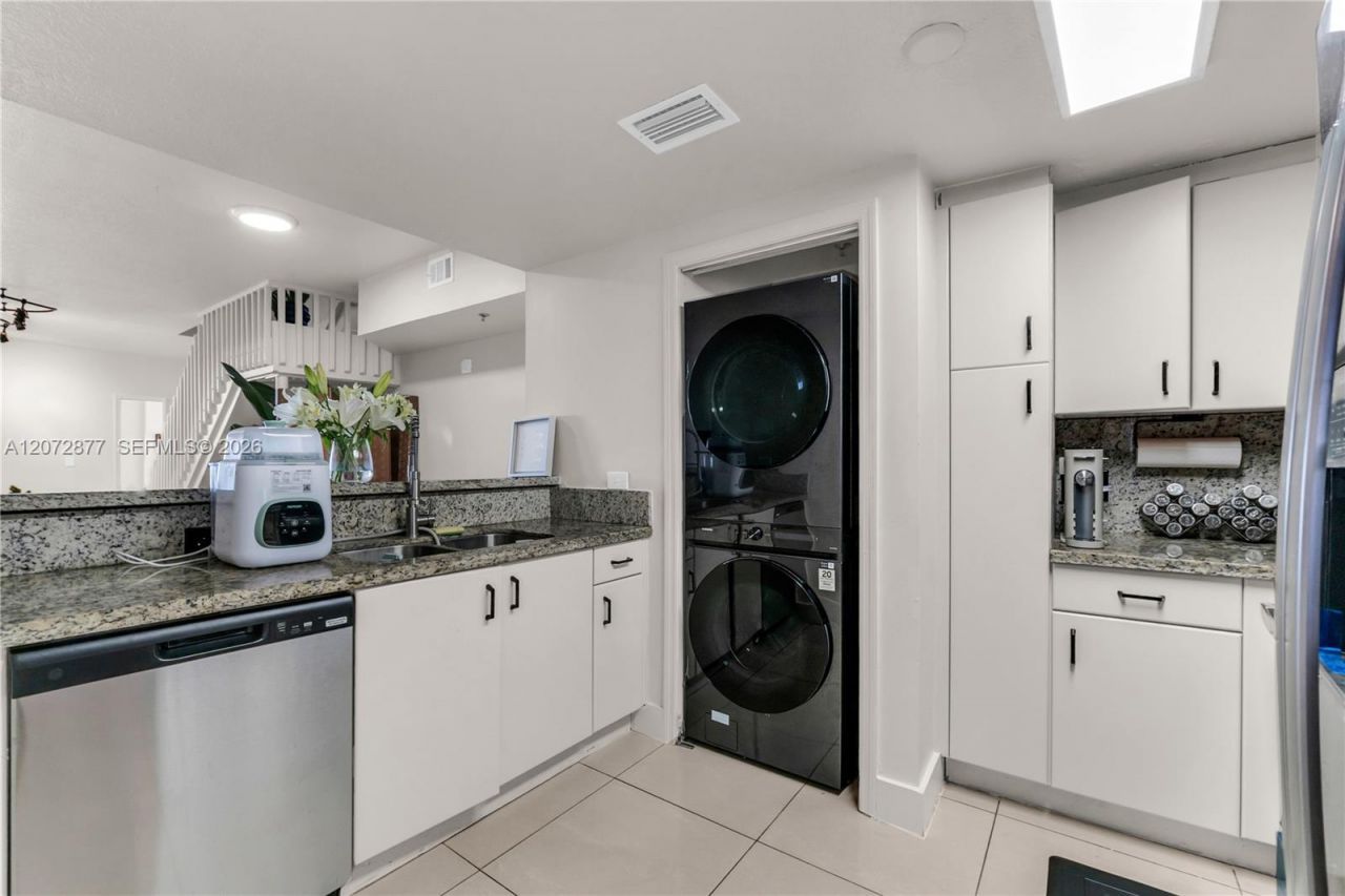 1650 Coral Way , Unit PH-9, Miami, FL 33145 Photo