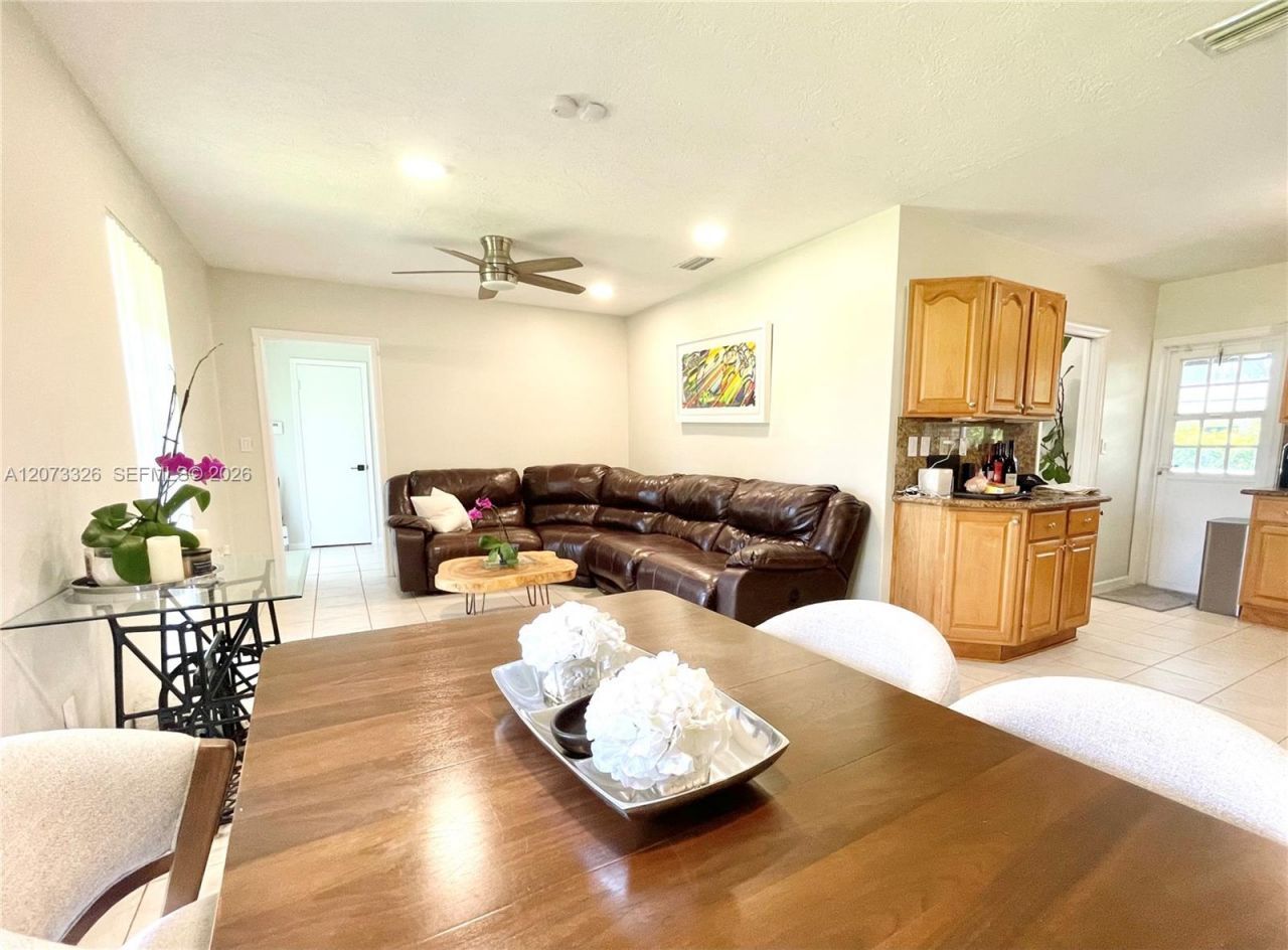 8522 SW 148th Ter , Palmetto Bay, FL 33158 Photo
