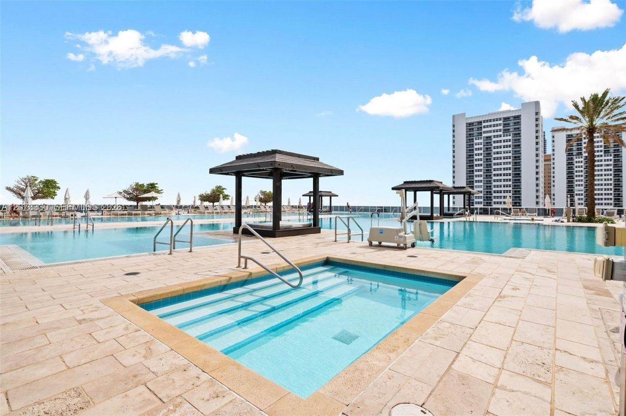 1850 S Ocean Dr , Unit 3508, Hallandale Beach, FL 33009 Photo